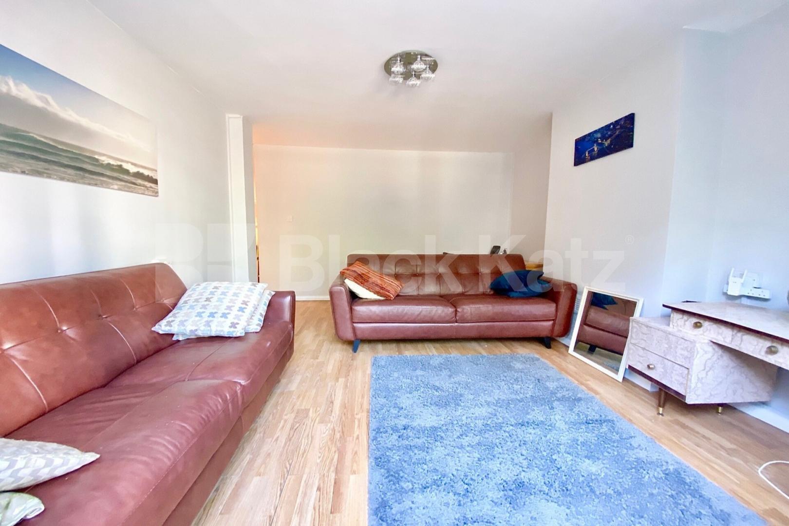 			2 Bedroom, 1 bath, 1 reception Apartment			 King Henrys Walk, Dalston